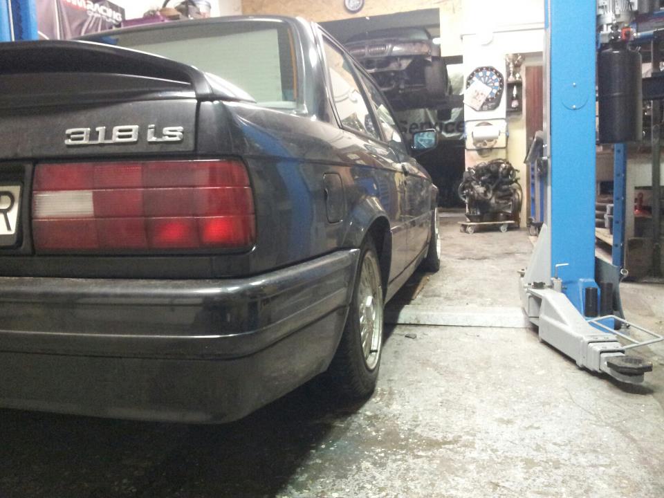 e30_6.jpg
