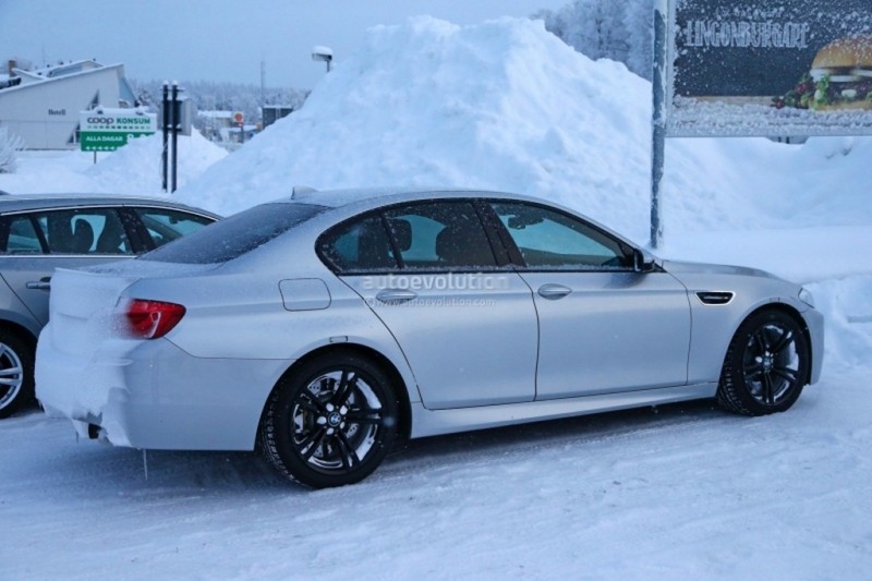 2014-BMW-M5-F10-xDrive-04.jpg