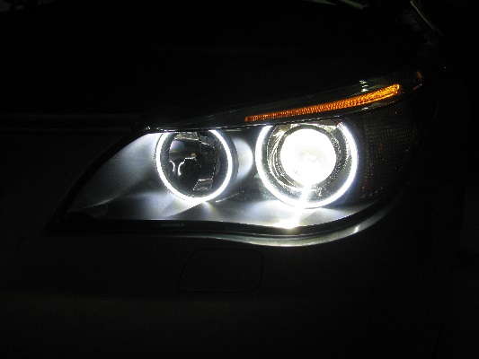 E60 predface V3 LED AE ztlumene se svetly.JPG