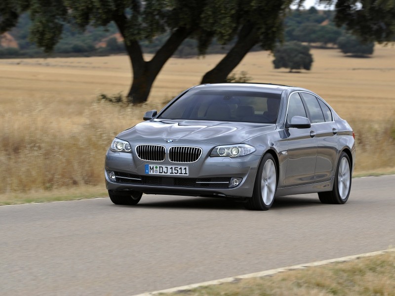 bmw-5-series-2010-28.jpg