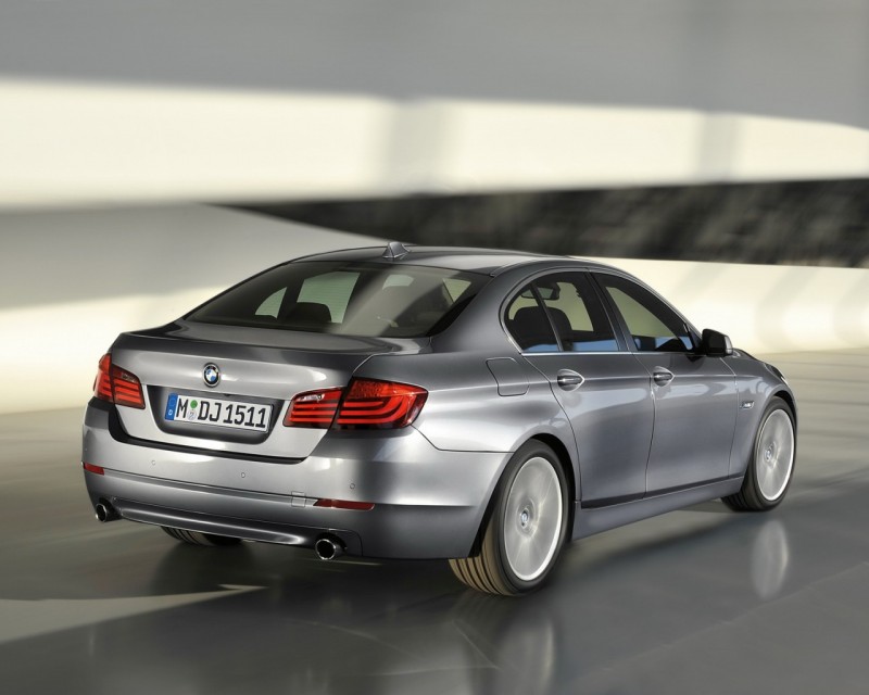 bmw-5-series-2010-04.jpg