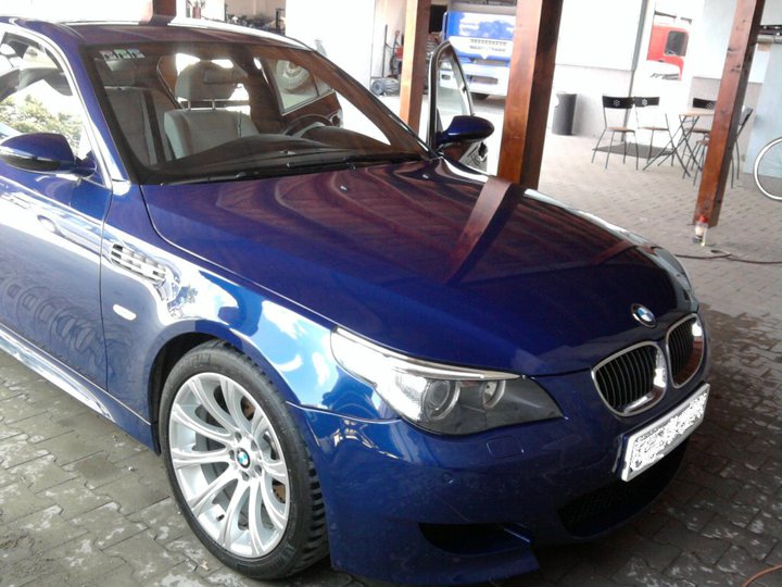 bmwe60m53.jpg