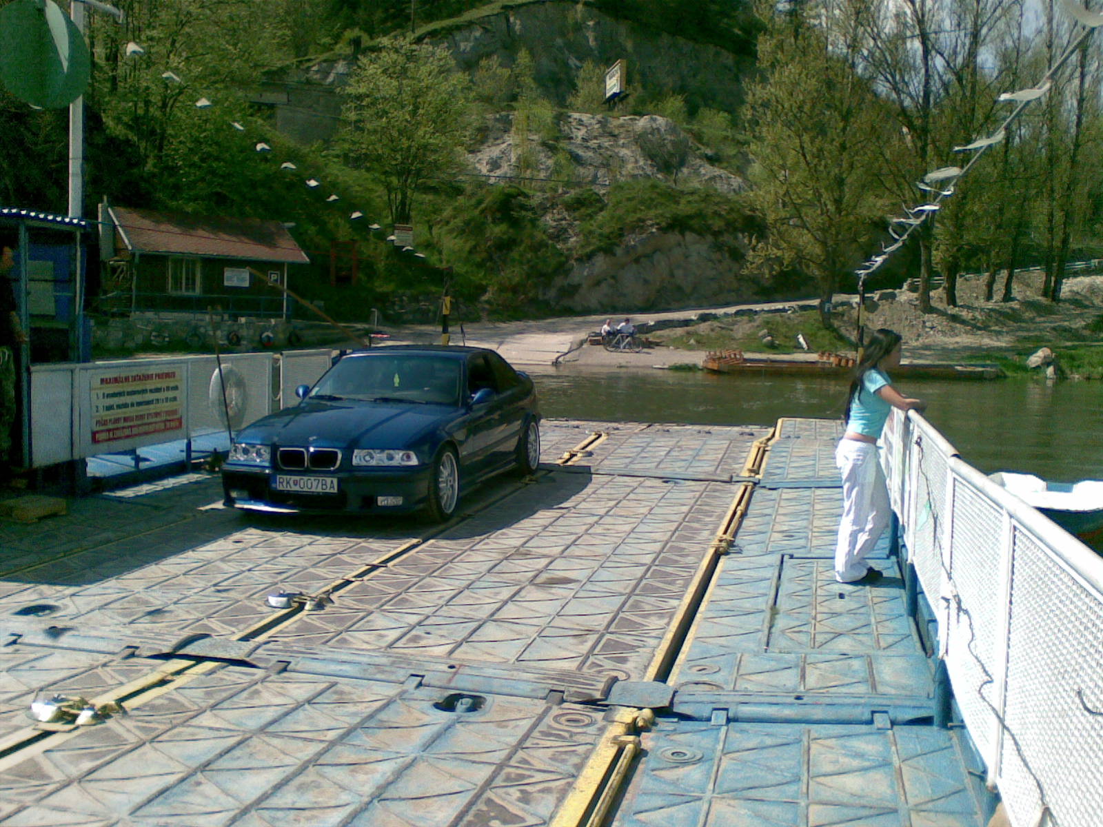 27042008.jpg