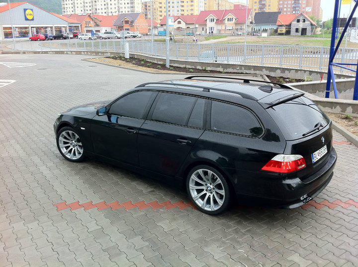 M5 e61shadow.jpg