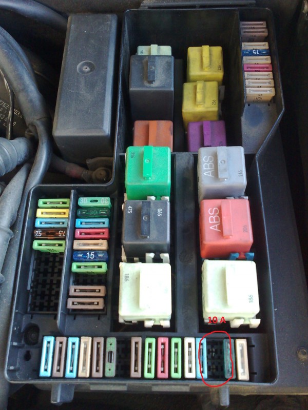 poistky.jpg (1.01 MiB) 1167 zobrazení poistky.jpg