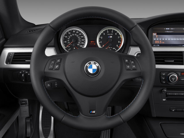 bmw m volant.jpg