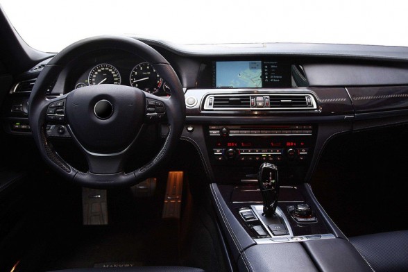 BMW-7-Series-by-Mansory-Interior-588x392.jpg