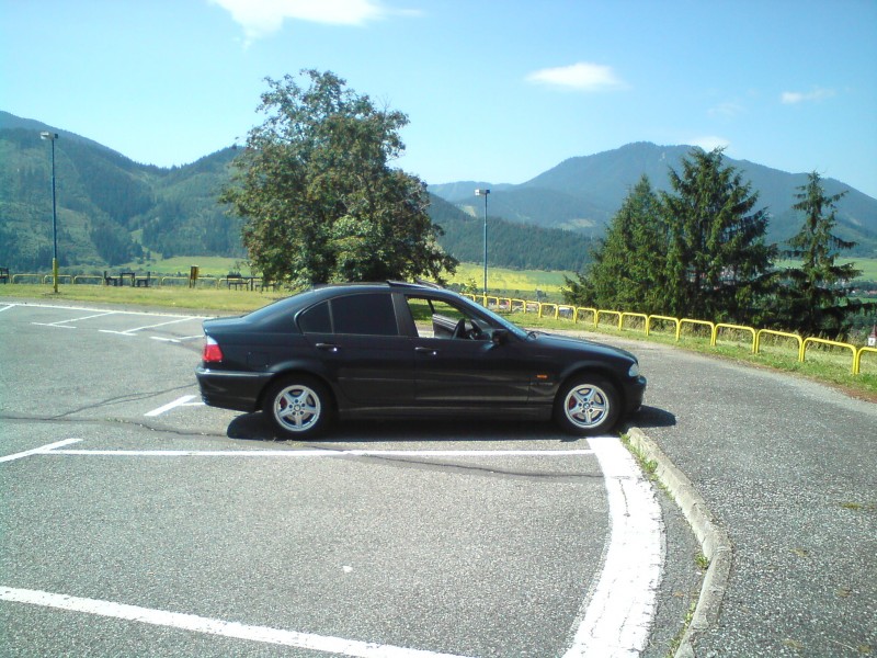 BMW 1.JPG