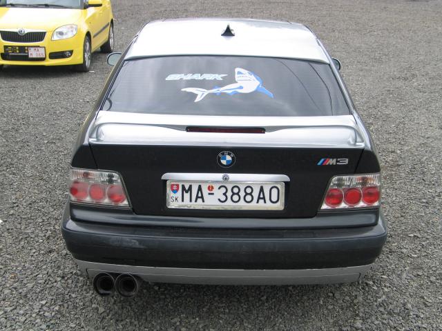 571736_3.jpg