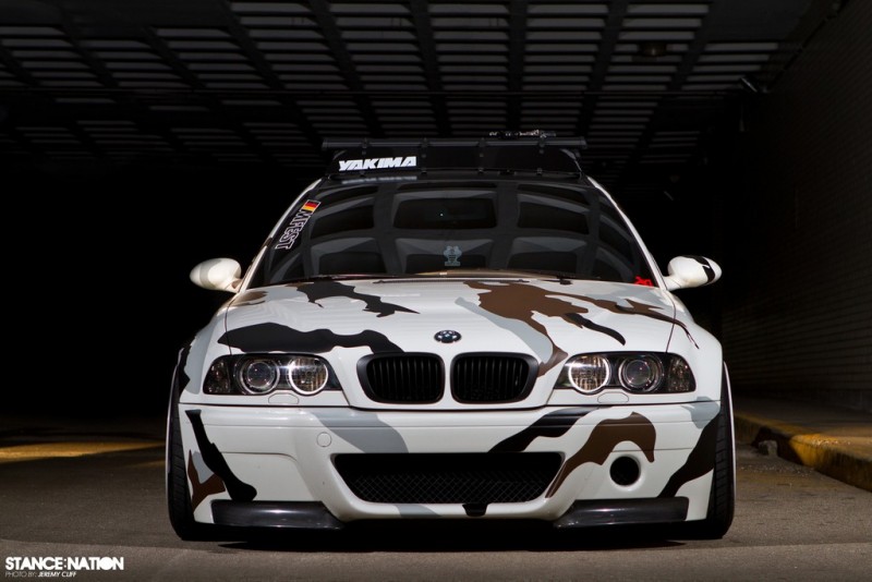 2004-BMW-E46-M3-Receives-Unique-Camouflage-Wrap-2.jpg