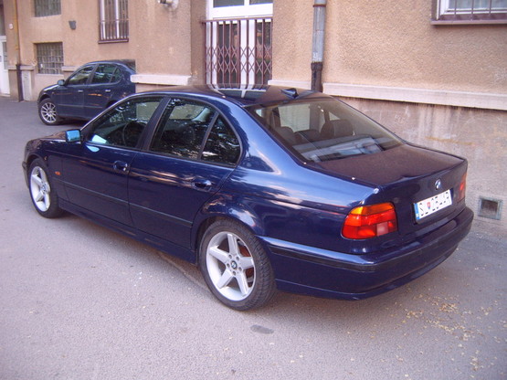 bmwzozadu.jpg