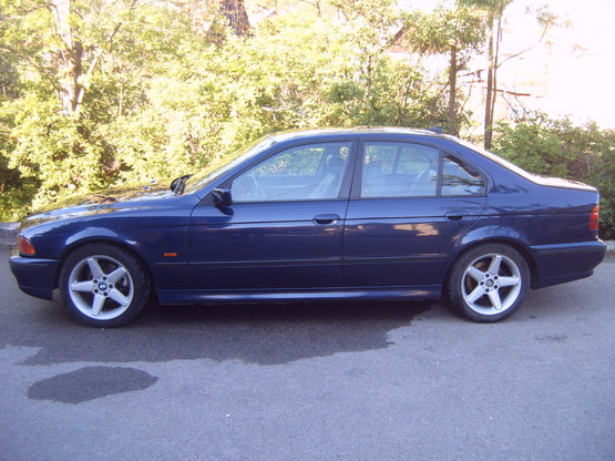 bmwzboku.jpg
