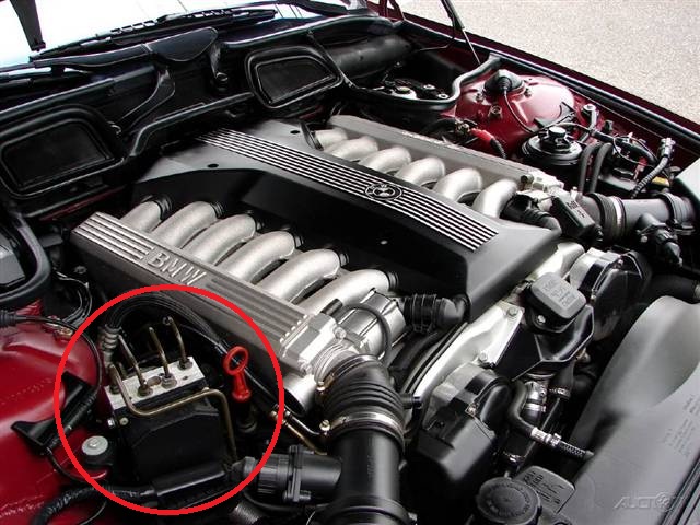 bmw-e38-750il.03.jpg