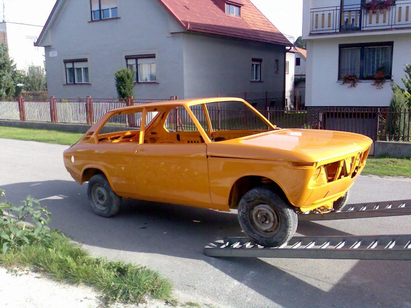 cesta z lakovne.jpg (337.52 KiB) 5514 zobrazení cesta z lakovne.jpg