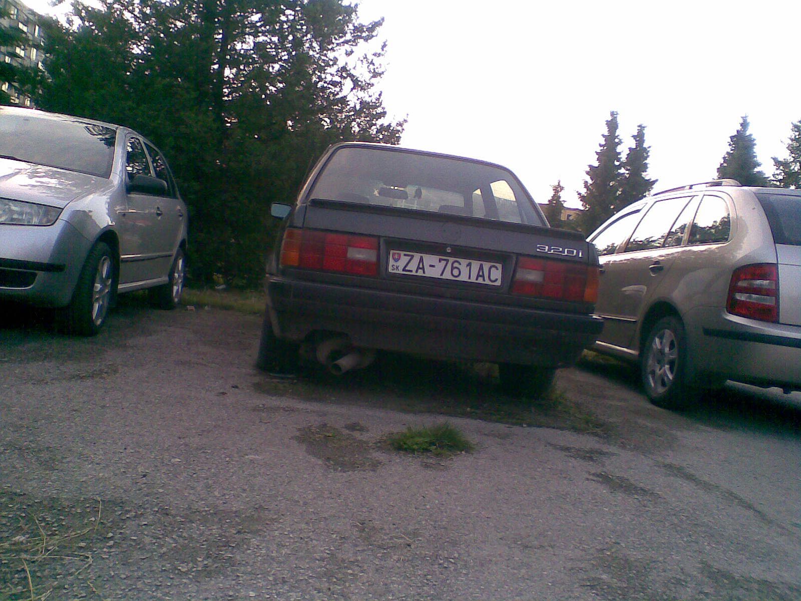 320d.jpg