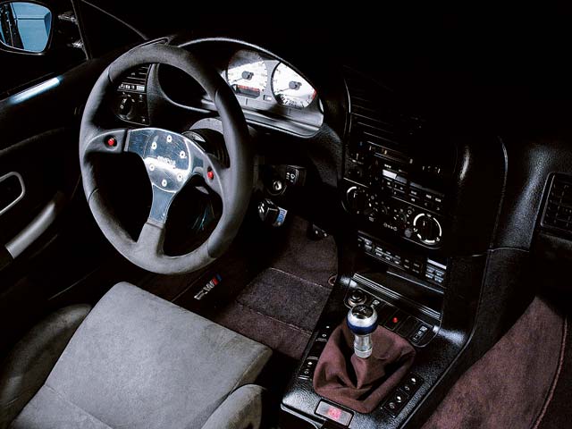 0506_08z+1992_BMW_E36_325_4_Door+Interior_Sparco_Wheel_Shifter.jpg