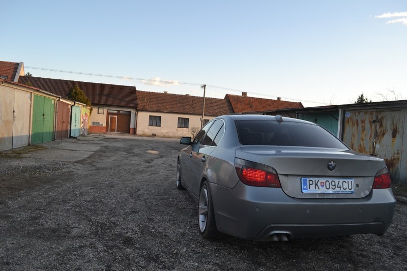 garage2.jpg