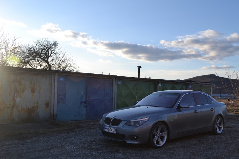 garage1.jpg