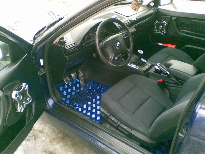 compact4.jpg
