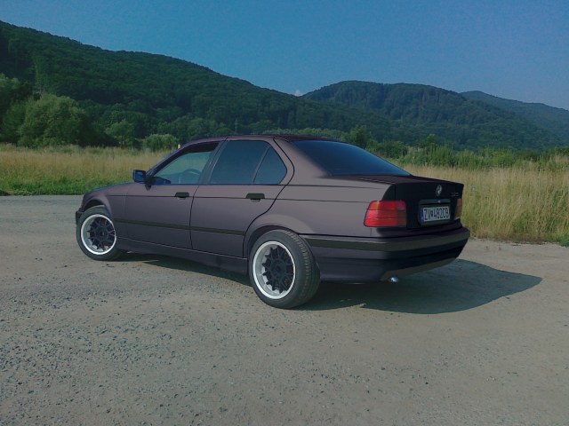 farby na bmw copy.jpg