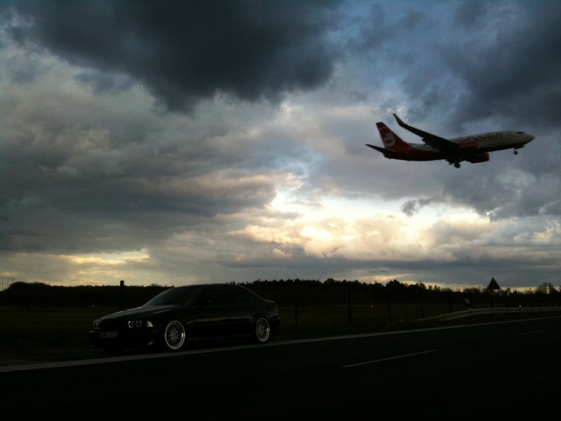 bmw- flugzeug 2.jpg