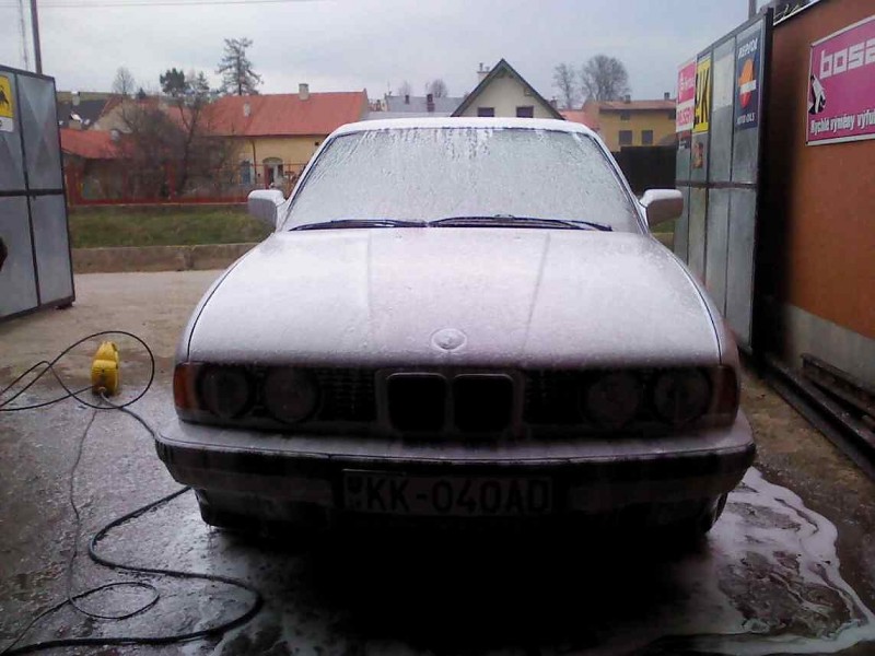 ja mám rád penu na pive, veterán na kapote int....jpg