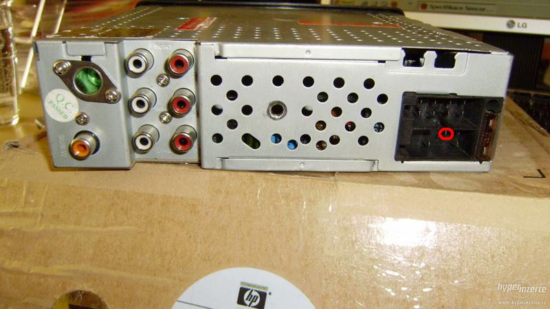 4814383-autoradio-mp3-usb-slot-na-pametovou-kartu-3.jpg