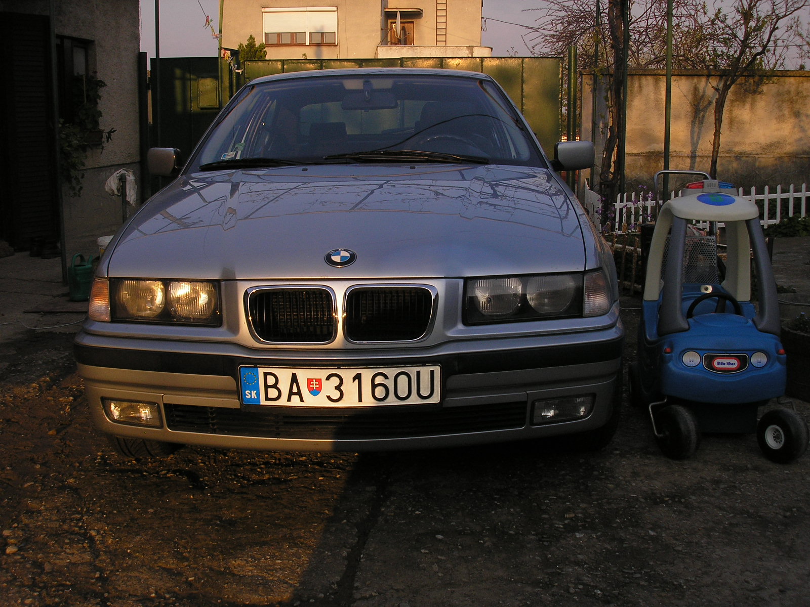 auto.JPG