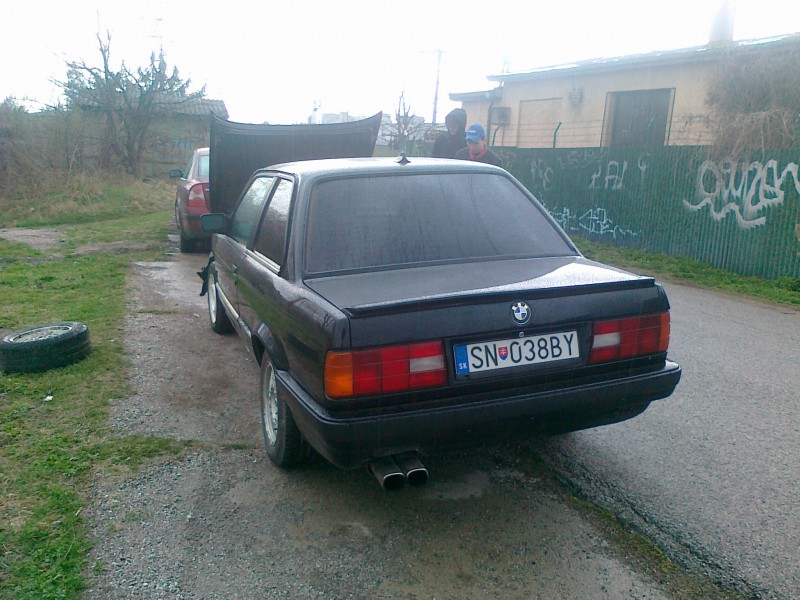 21042012798.jpg