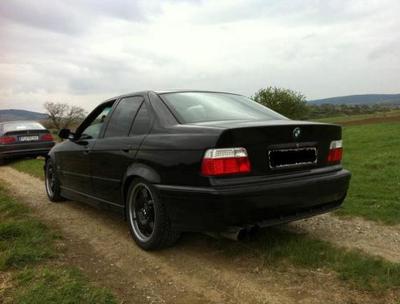 BMW 2.JPG