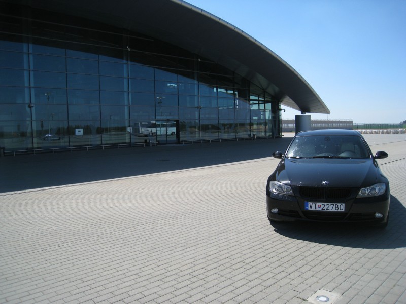 airport_RZE_5.jpg