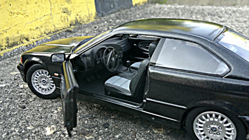 e36 scale03.jpg