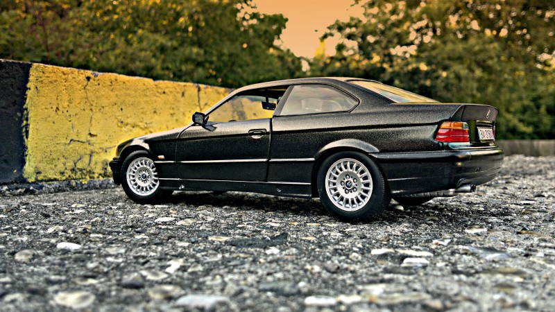 e36 scale02.jpg