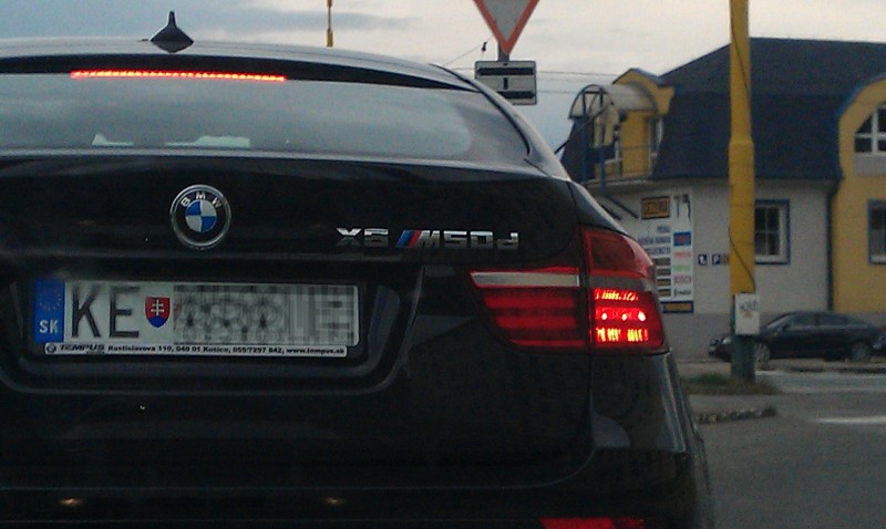 x6m50d.jpg