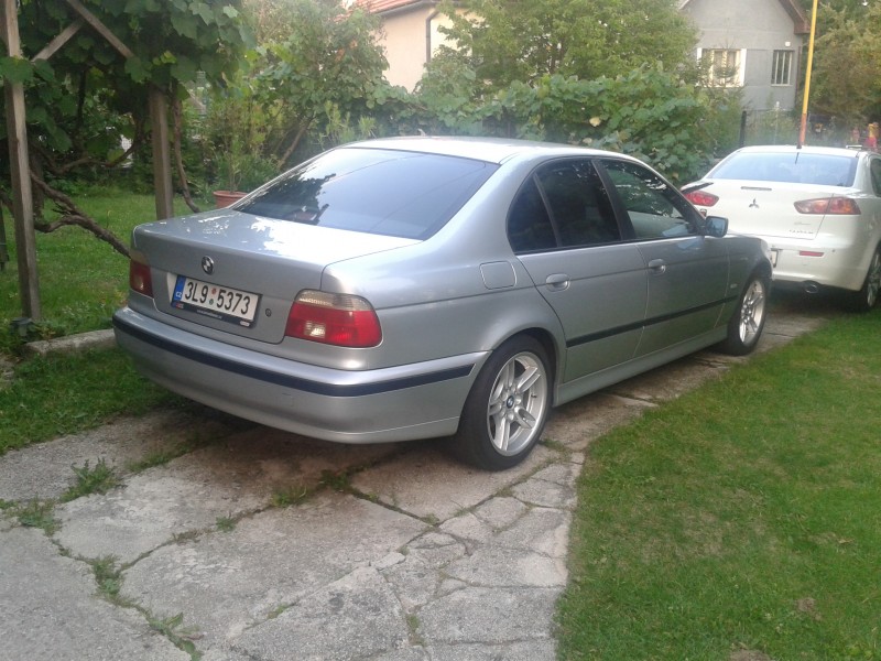 BMW_1.jpg