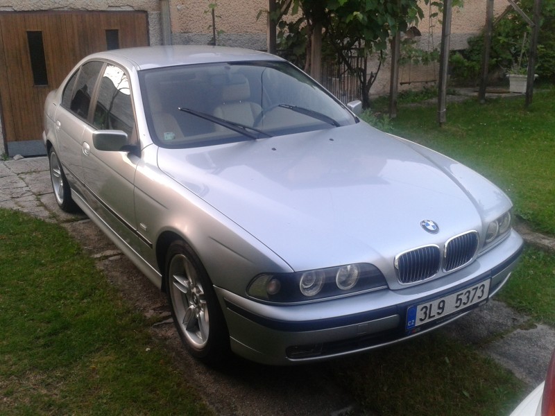 BMW_3.jpg