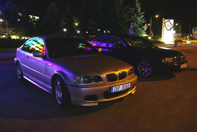 745i 320ci  2.JPG