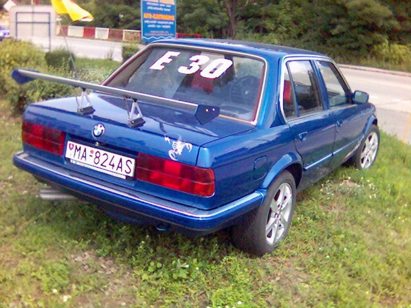 BMW1.jpg