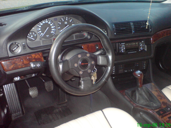 64602640wq0.jpg