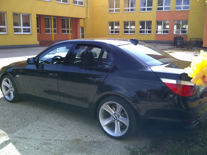 bmw black 007.jpg