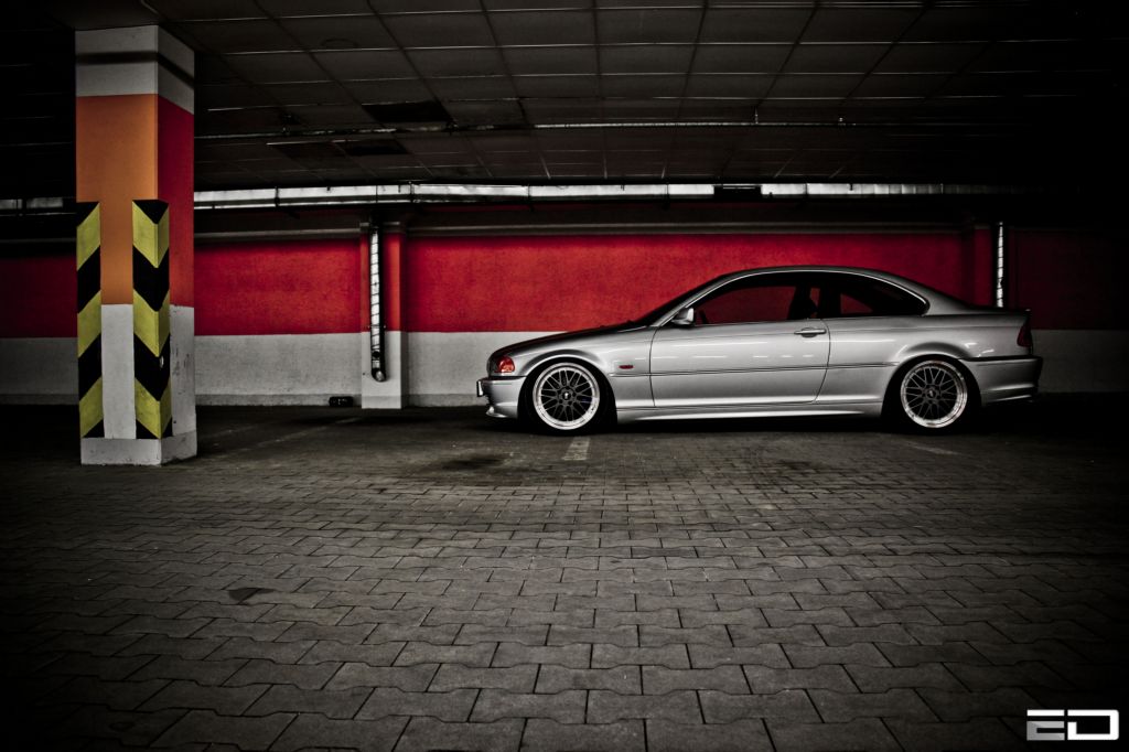 bmw44.jpg