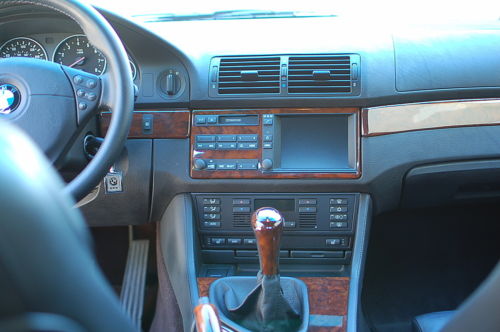 2000-BMW-E39-M5-Interior.jpg