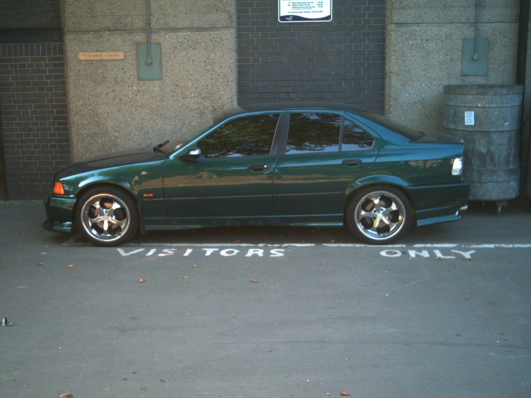 Fmendhi_e36.jpg