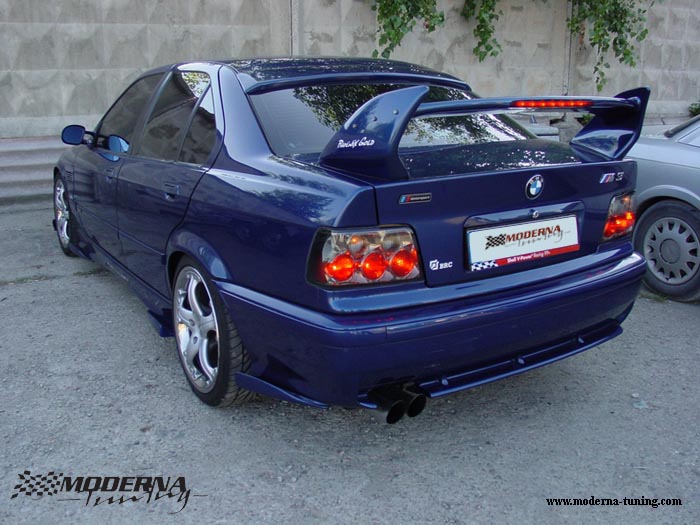 BMW3_E36_M3_2_b.jpg