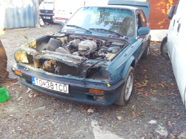 e30 zmensenina.jpg