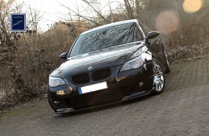 BMW E60 Mpower předek + lízo + chrom kola.jpg