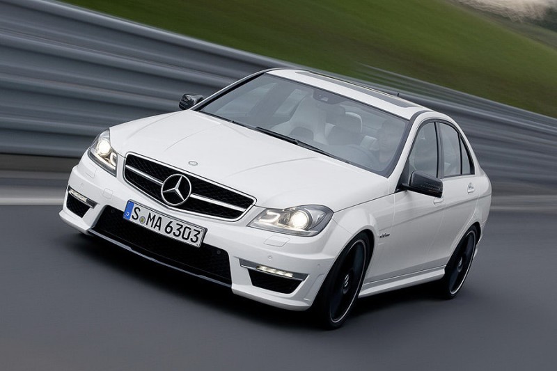 2012-Mercedes-Benz-C63-AMG-1.jpg