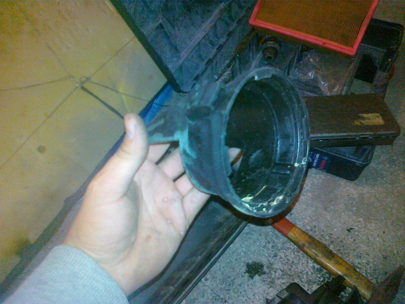 261020121065.jpg