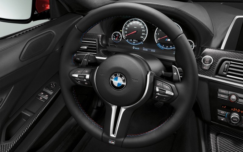 BMW volant M6.jpg