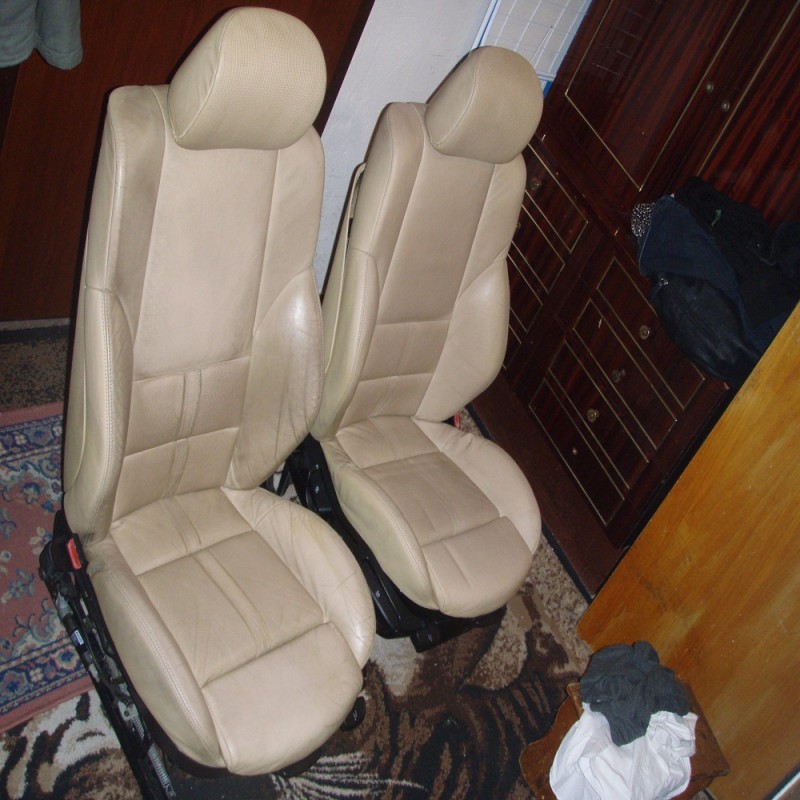 sedacky 5.jpg (304.43 KiB) 2420 zobrazení sedacky 5.jpg